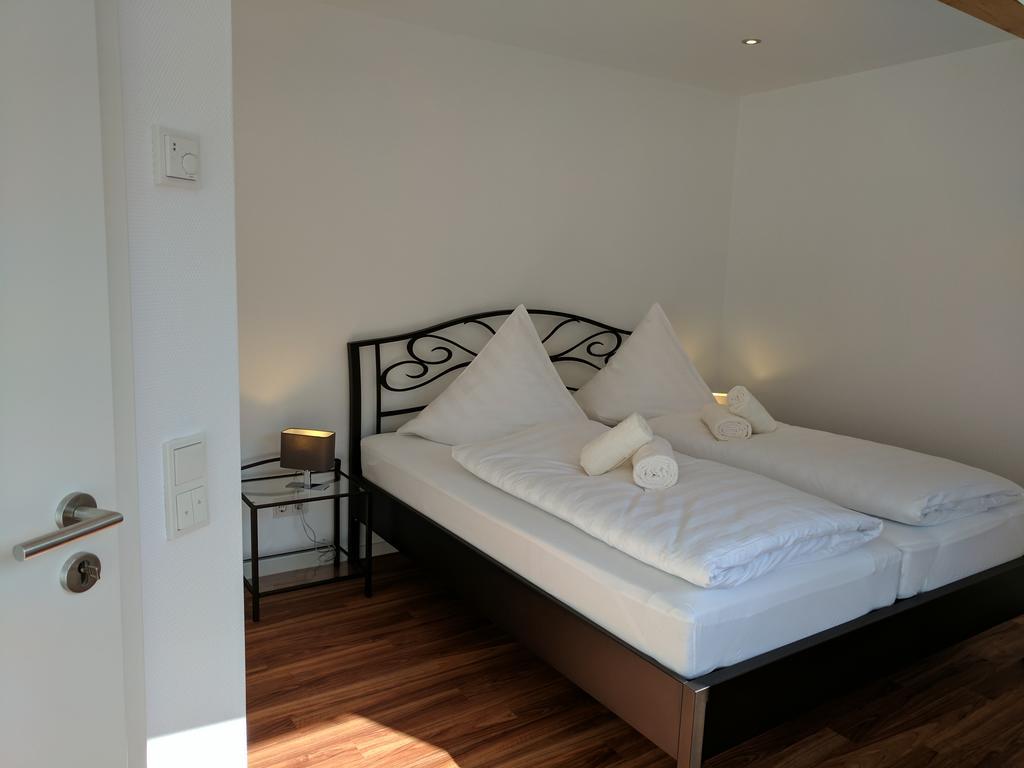 Ferienwohnung "Zum Klosterruinenblick" เคิร์ฟ ภายนอก รูปภาพ